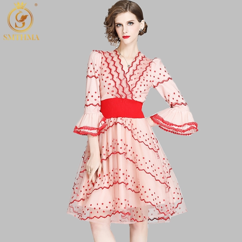 Spring Fashion Designer Women' V Neck Gorgeous Mesh Flowers Embroidery Dress Elegant Party Dresses Vestidos 210520, Photo color
Spring Fashion Designer Women' V Neck Gorgeous Mesh Flowers Embroidery Dress Elegant Party Dresses Vestidos 210520, Photo color