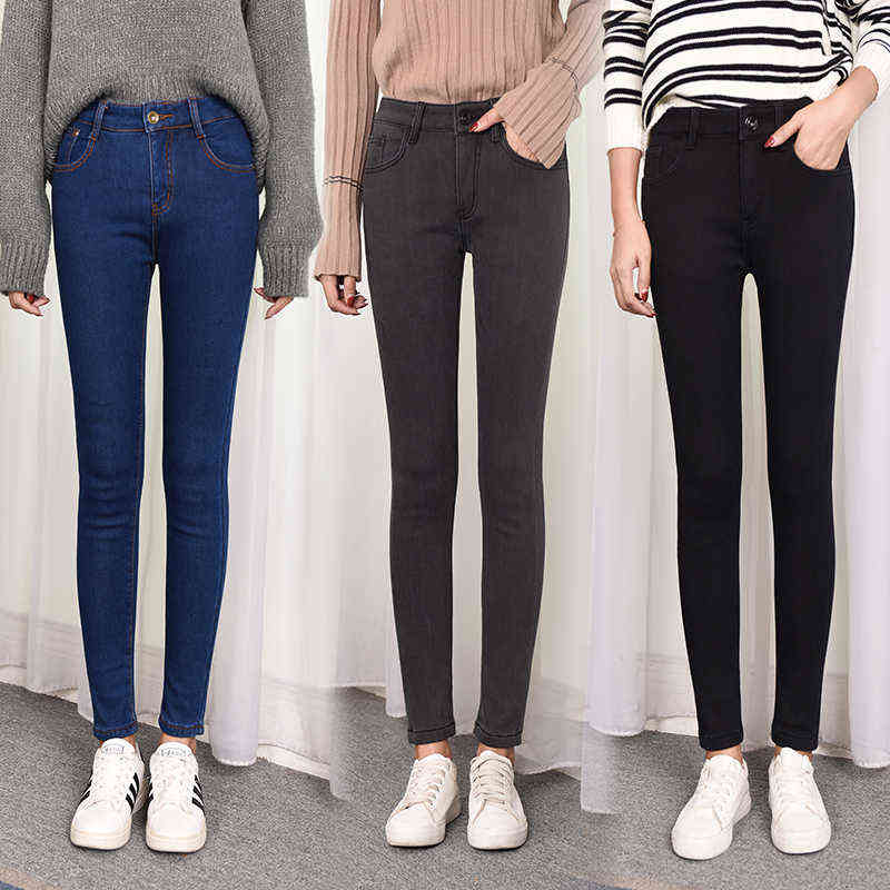 Warm Winter Plus Size Slim Jeans Women Advanced Stretch Cotton Denim Pants Thick Fleece Student Trousers Blue Black Gray 211112