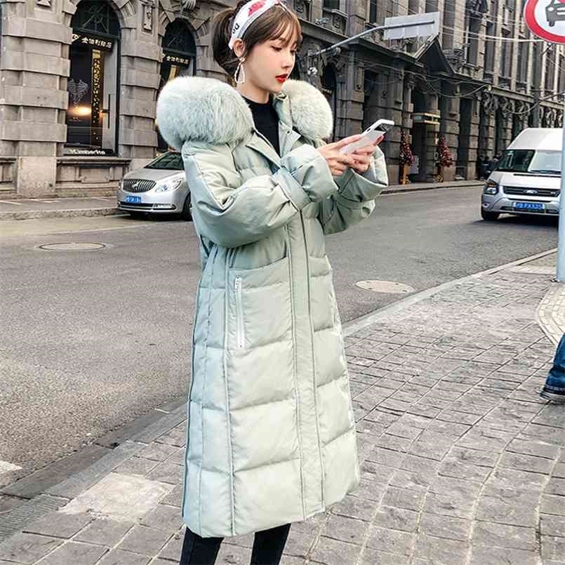 High quality Winter Women Coat Down Jacket Fashion Real fur collar 90% White Duck down Hooded Long Warm Outwear 210819