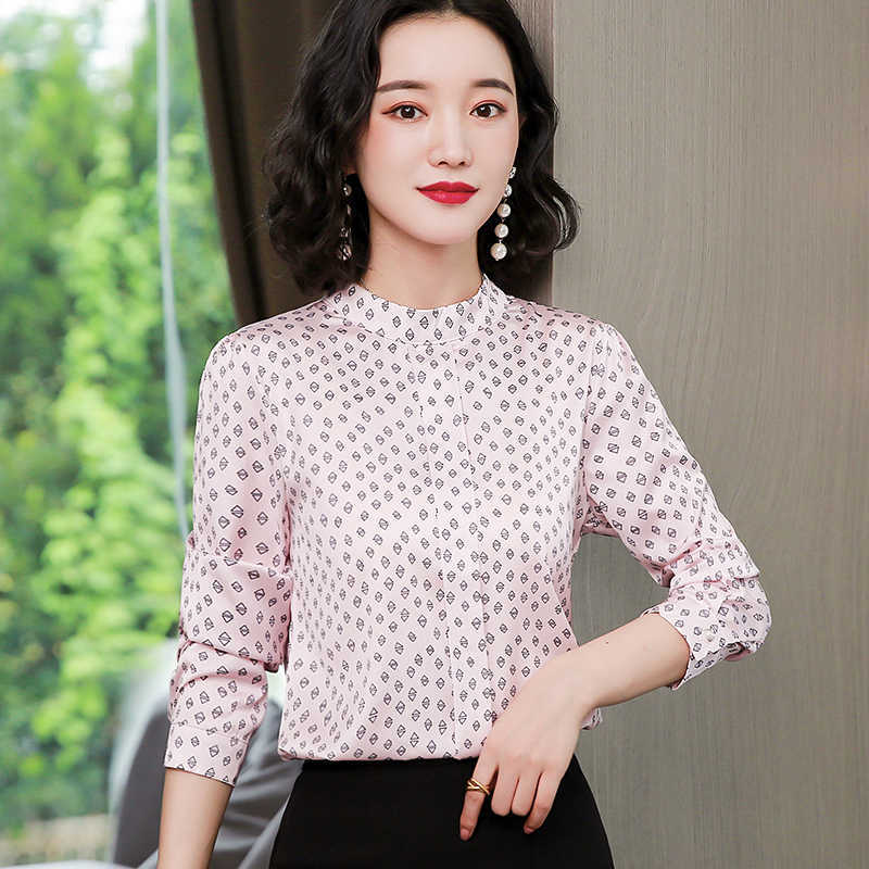 Korean Silk Women Blouses Woman Satin Print Blouse Shirt Long Sleeve Shirts Top Plus Size Blusas Mujer De Moda Verano 210604, Pink
Korean Silk Women Blouses Woman Satin Print Blouse Shirt Long Sleeve Shirts Top Plus Size Blusas Mujer De Moda Verano 210604, Pink