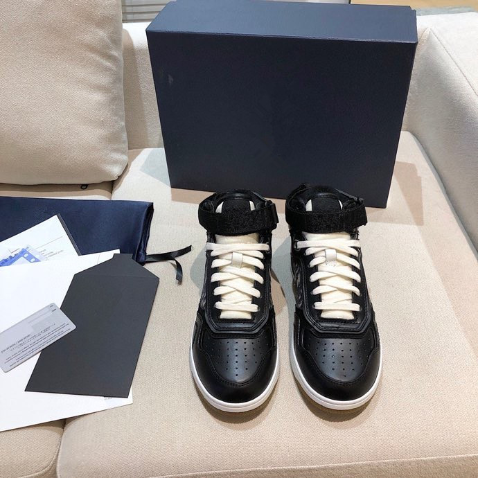 2021 High Quality Sneaker Casual Shoes Real Leather Sneakers Trainers Stripes Shoe Fashion trainer Man Woman, 01
2021 High Quality Sneaker Casual Shoes Real Leather Sneakers Trainers Stripes Shoe Fashion trainer Man Woman, 01