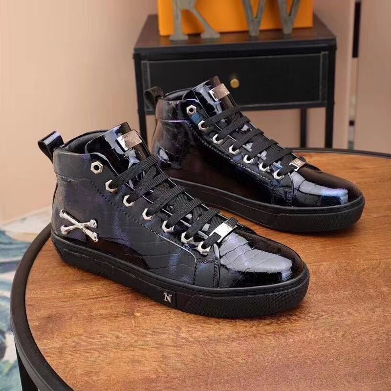 Starbags PP men's sports shoes, Italy imported high-grade cow leather manufacturing skull logo hardware avantgarde cool mjk002
Starbags PP men's sports shoes, Italy imported high-grade cow leather manufacturing skull logo hardware avantgarde cool mjk002