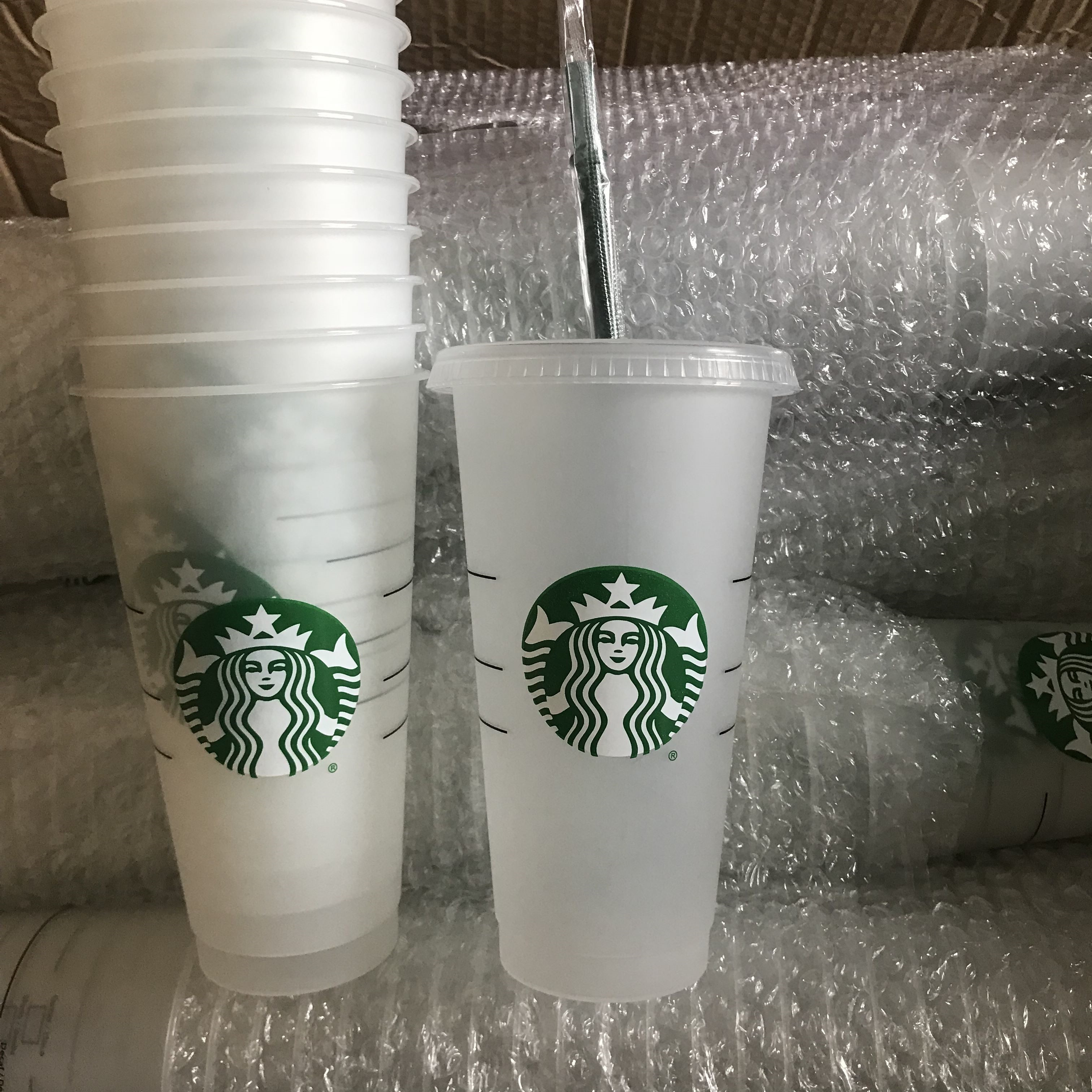 Starbucks 24OZ/710ml Plastic Tumbler Reusable Clear Drinking Flat Bottom Cup Pillar Shape Lid Straw Mug Bardian 100pcs BY DHL, As show
Starbucks 24OZ/710ml Plastic Tumbler Reusable Clear Drinking Flat Bottom Cup Pillar Shape Lid Straw Mug Bardian 100pcs BY DHL, As show