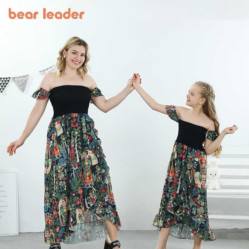 Bear Leader Mommy And Daughter Matching Outfits Summer Flowers Patchwork Casual Dresses Princess Shoulderless Party Cute Clothes 210708, Ah8527white
Bear Leader Mommy And Daughter Matching Outfits Summer Flowers Patchwork Casual Dresses Princess Shoulderless Party Cute Clothes 210708, Ah8527white