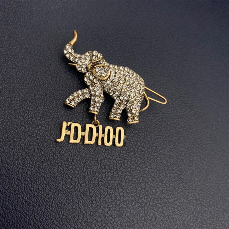 Elephant Pattern Hair Clip Diamond Inlay Barrettes Delicate Metal Letter Hairpin Fastival Gift For Women
Elephant Pattern Hair Clip Diamond Inlay Barrettes Delicate Metal Letter Hairpin Fastival Gift For Women