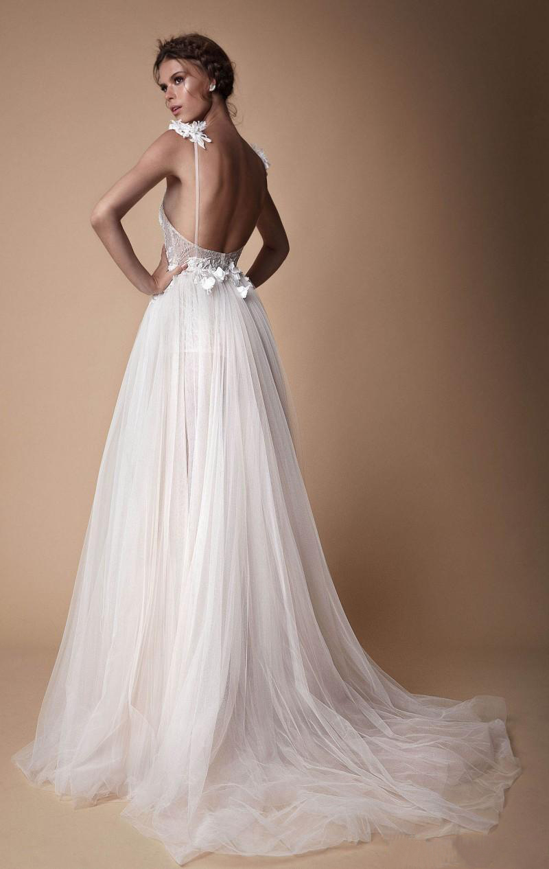 Backless Sexy Bohemian Boho Berta Dresses Lace D Appliqued A E Deep V Neck Beach Bridal Gown Tulle Split Side Wedding Dress