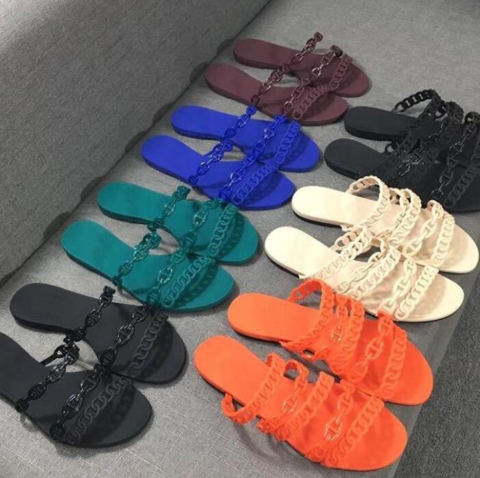 2021 New Luxury name Designer Shoes foothold ladies sandals rubber jelly slippers flat shoes babouche party wedding low cutter, Color 3
2021 New Luxury name Designer Shoes foothold ladies sandals rubber jelly slippers flat shoes babouche party wedding low cutter, Color 3