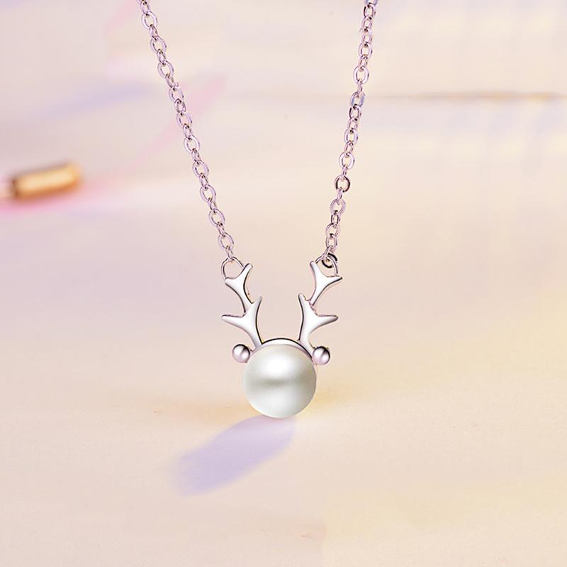 Pendant Necklaces Animal Deer Antler Necklace Contracted Small Pure Fresh Imitation Pearls Jewelry Clavicle Chain Sweet Ornaments
Pendant Necklaces Animal Deer Antler Necklace Contracted Small Pure Fresh Imitation Pearls Jewelry Clavicle Chain Sweet Ornaments