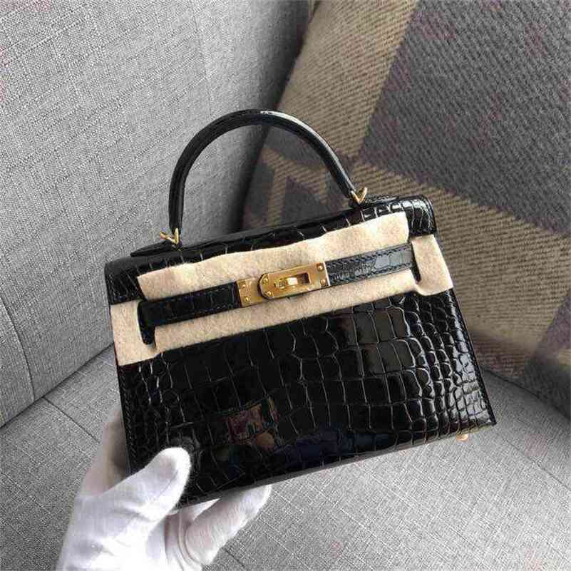 Designer Handbags Bags Herme 2021 New h Family Kellys Second Generation Algator Mini Bag Portable One Shoulder Straddle Mini Leather Bag wan, Rose (size 19.5)
Designer Handbags Bags Herme 2021 New h Family Kellys Second Generation Algator Mini Bag Portable One Shoulder Straddle Mini Leather Bag wan, Rose (size 19.5)