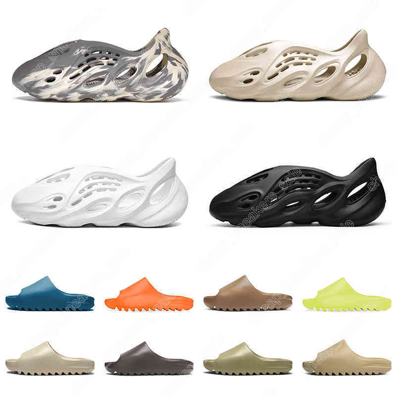 2021 men women foma runner sandals desert sand slide slipper core earth brown bone orange soot outdoor fashion beach slippers, Black
2021 men women foma runner sandals desert sand slide slipper core earth brown bone orange soot outdoor fashion beach slippers, Black