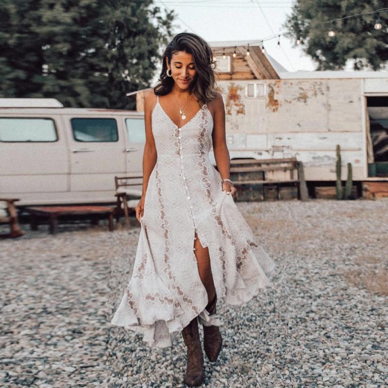 Casual Dresses Elegant Beach Long Dress Women 2021 Summer Boho Sexy V-neck Sleeveless Maxi Vintage Ladies, White
Casual Dresses Elegant Beach Long Dress Women 2021 Summer Boho Sexy V-neck Sleeveless Maxi Vintage Ladies, White
