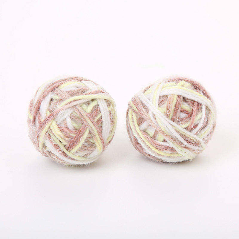 1Pcs Grinding Claw Toy Random Color Interactive Toys Wool 4CM Funny Cat Ball Pet Supplies