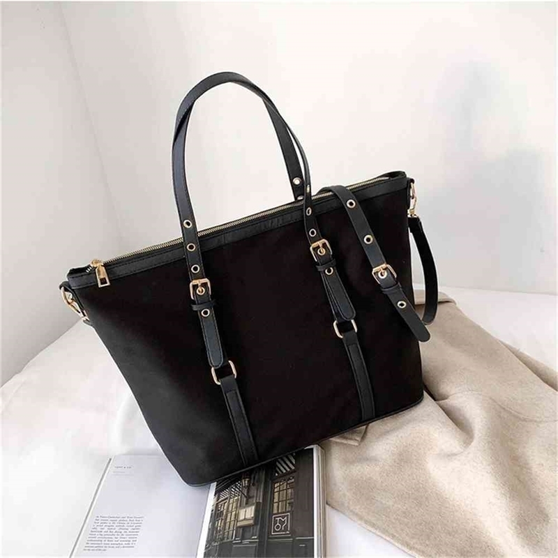 Women Luxurys Designers Bags 2021 Shop Purchase female small winter large capacity Fashion single Designer Handbag Handbags Totes Crossbody Bag
Women Luxurys Designers Bags 2021 Shop Purchase female small winter large capacity Fashion single Designer Handbag Handbags Totes Crossbody Bag