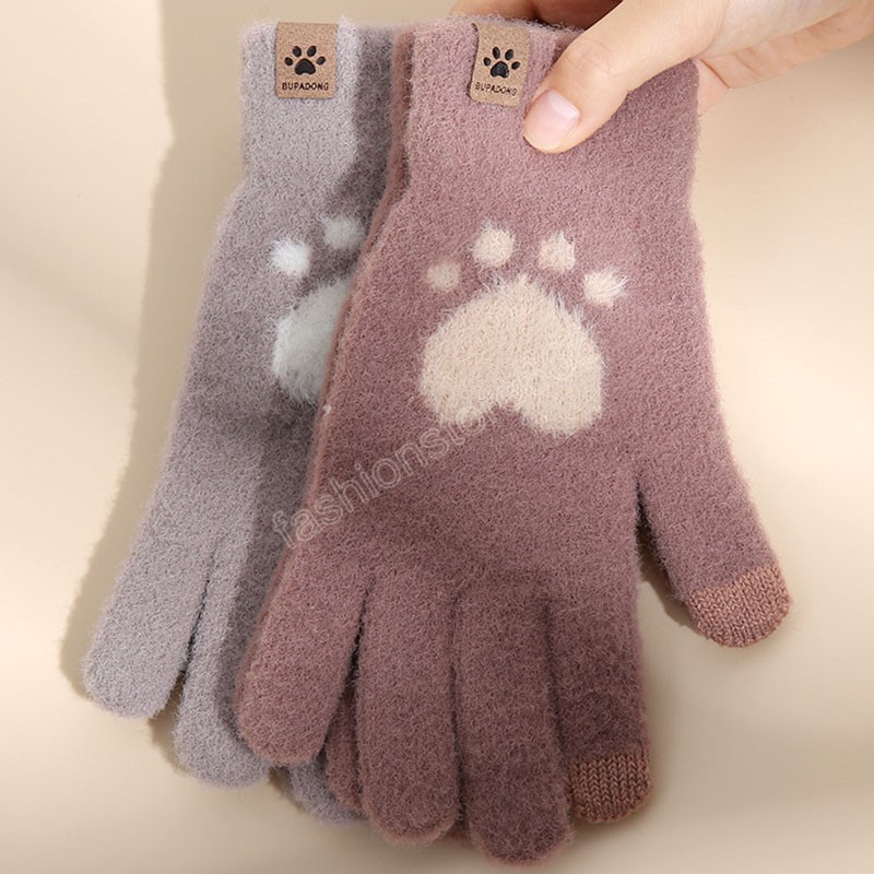 Winter Warm Soft Women Touch Screen Gloves Sweet Heart Print Fuzzy Full Fingers Gloves Cute Kawaii Female Knit Mittens