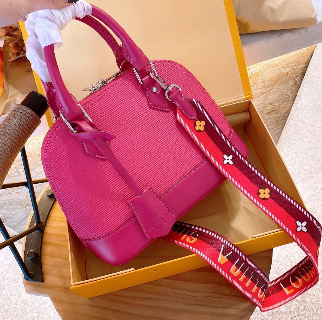 2021 luxury brand women shoulder bags handbag ladies evening bag fashion tote backpack handbags -l4214, Red;black
2021 luxury brand women shoulder bags handbag ladies evening bag fashion tote backpack handbags -l4214, Red;black
