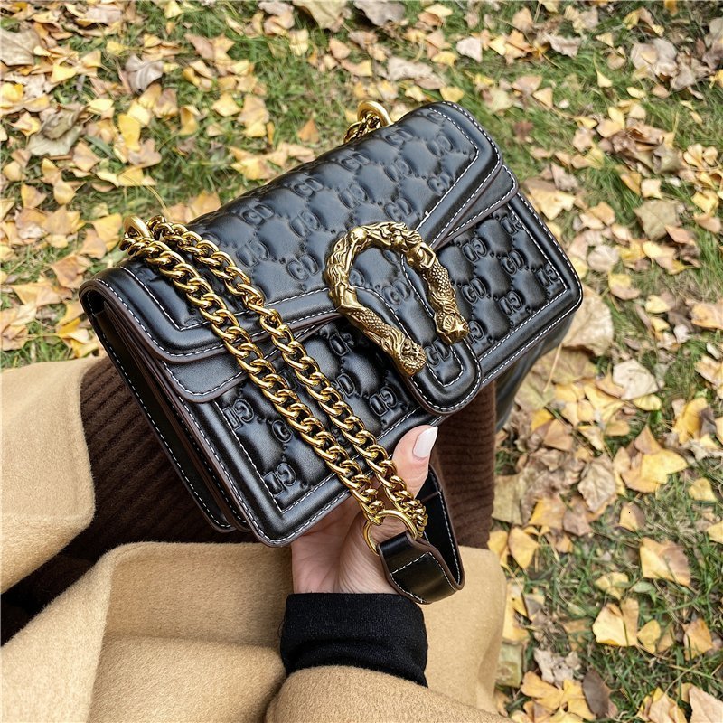Small Square Bags for Women 2020 Luxury Designer Handbags High Quality Pu Leather Shoulder Crossbody Bag Lady Chain Purse Sac
Small Square Bags for Women 2020 Luxury Designer Handbags High Quality Pu Leather Shoulder Crossbody Bag Lady Chain Purse Sac