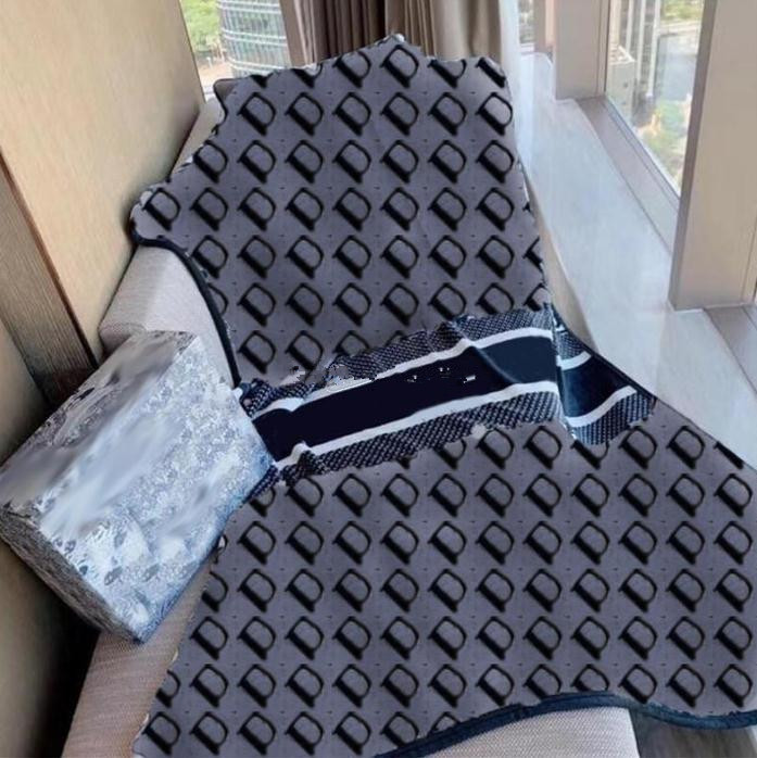 Print Letter Designer Blankets Home Sofa Bed Sheet Cover Flannel Warm Throw Blanket Four Seasons 150 *200cm
Print Letter Designer Blankets Home Sofa Bed Sheet Cover Flannel Warm Throw Blanket Four Seasons 150 *200cm