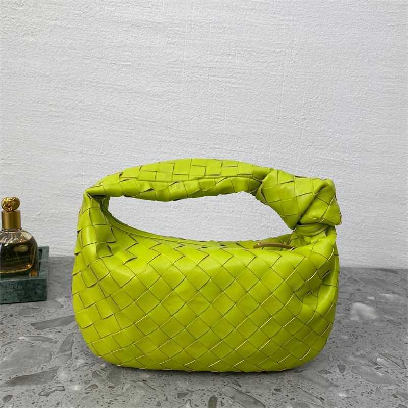 Top Handle Womens Luxurys Bags Designer Handbags Purses Mini Jodie Cloud Hobo Fashion Tote Genuine Leather Shoulder Crossbody Bag Famale, 27x22x3cm 
Top Handle Womens Luxurys Bags Designer Handbags Purses Mini Jodie Cloud Hobo Fashion Tote Genuine Leather Shoulder Crossbody Bag Famale, 27x22x3cm