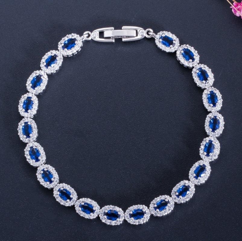 Charm Bracelets Fashion Exquisite Blue Pink Crystal Zircon Bracelet For Women All-Match Banquet Jewelry, Golden;silver
Charm Bracelets Fashion Exquisite Blue Pink Crystal Zircon Bracelet For Women All-Match Banquet Jewelry, Golden;silver