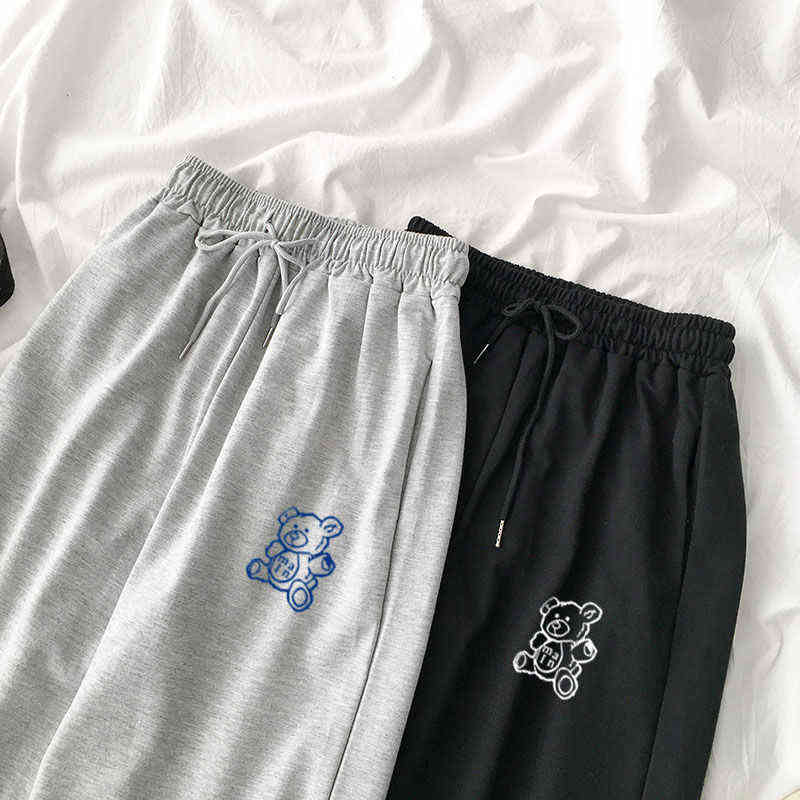 QWEEK Harajuku Oversize Women Sweatpants Jogging Sports Pants Baggy Korea Fashion Cute Bear Print Sweat Casual Trousers 211124Z