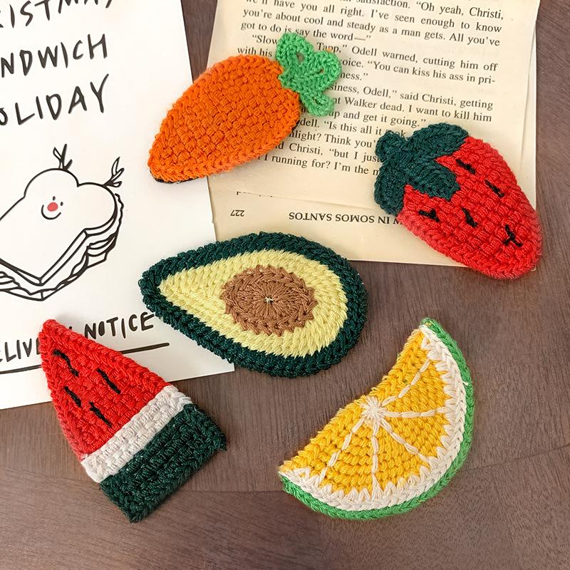 Hair Clips & Barrettes 2021 Cute Fruit Woolen Hairpin For Women Knitted Carrot Bangs BB Side Clip Headdress Girl Party Fashion Jewelry Gift, Golden;silver
Hair Clips & Barrettes 2021 Cute Fruit Woolen Hairpin For Women Knitted Carrot Bangs BB Side Clip Headdress Girl Party Fashion Jewelry Gift, Golden;silver