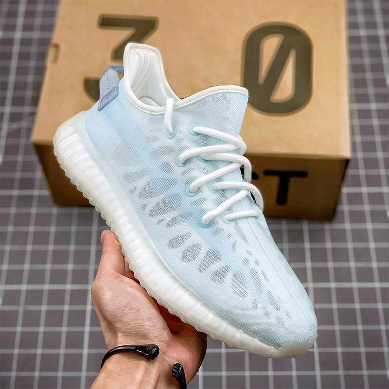 2021 High quality Kanye V2 Mens Womens Running Shoes Mono lce Cream White Fashion Sneakers Full size 4-13
2021 High quality Kanye V2 Mens Womens Running Shoes Mono lce Cream White Fashion Sneakers Full size 4-13