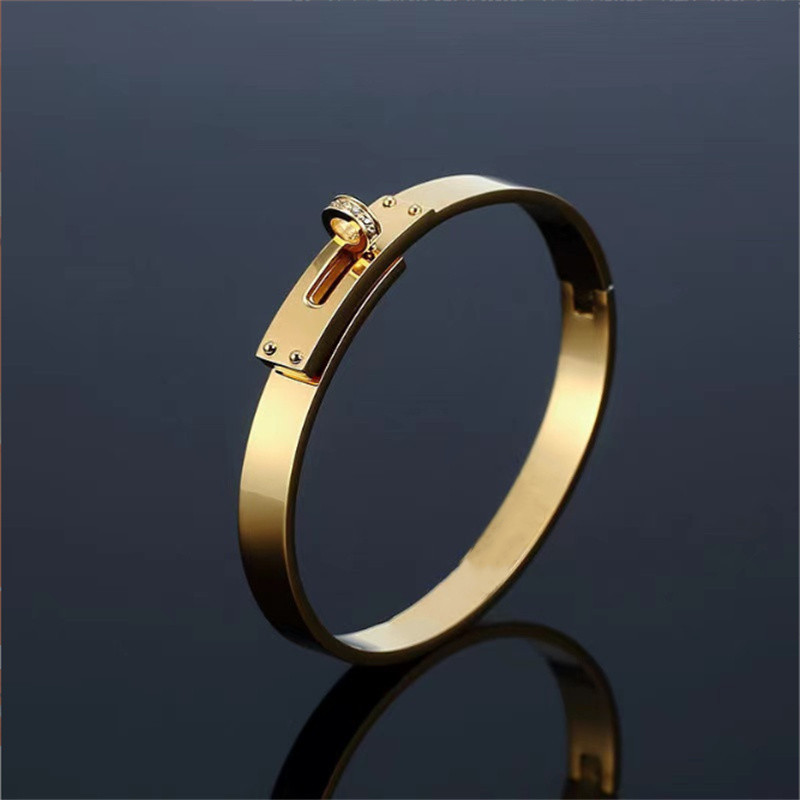 men bracelet women bangle diamonds bracelet Stainless steel jewelry is simple and fashionable charm womens button High quality couple gift woman Bracelets
men bracelet women bangle diamonds bracelet Stainless steel jewelry is simple and fashionable charm womens button High quality couple gift woman Bracelets