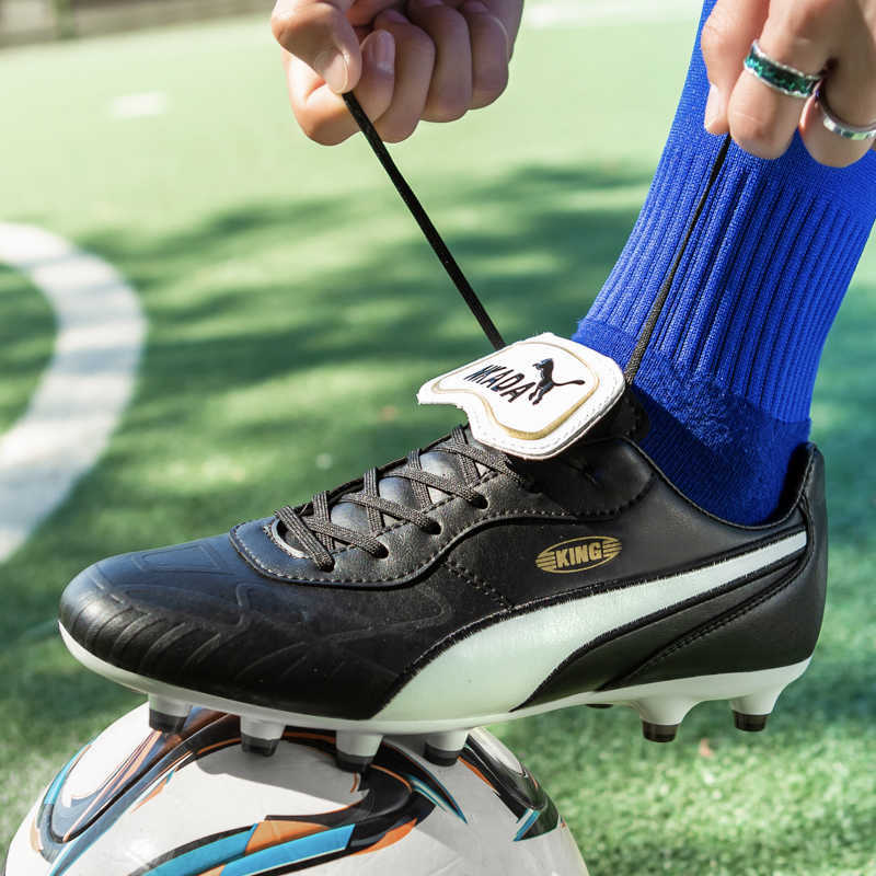 Fashion Men PREDATOR MANIA FG Football Boots Low Ankle Lace-Up Soccer Shoes Cleats A0601
Fashion Men PREDATOR MANIA FG Football Boots Low Ankle Lace-Up Soccer Shoes Cleats A0601
