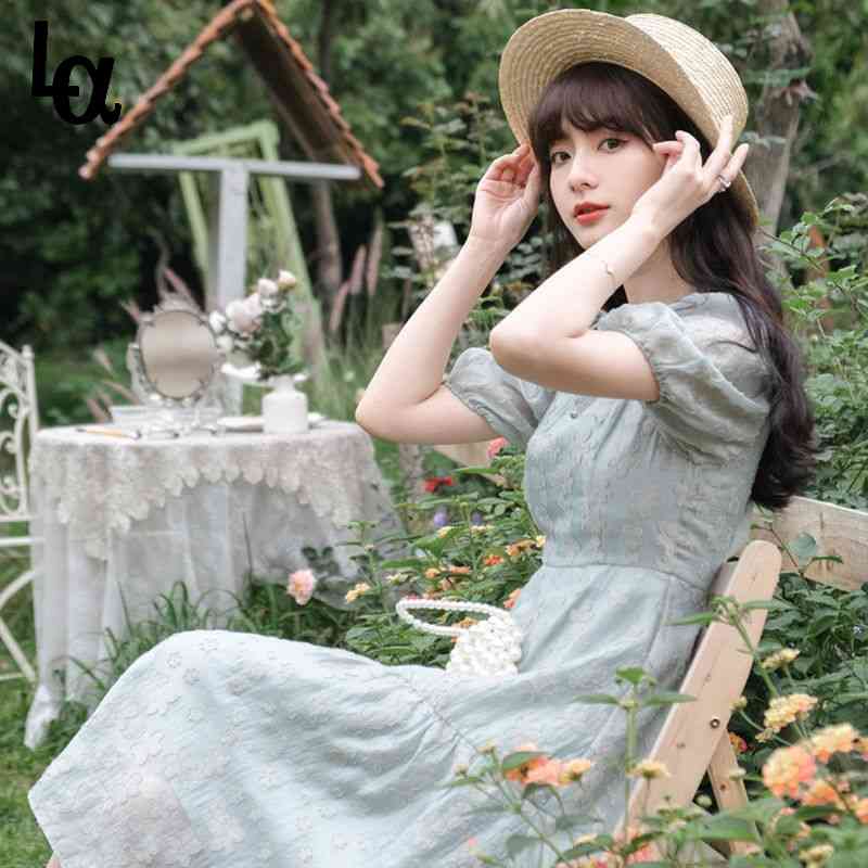 V-neck Vintage Elegant Dress Women Puff Sleeve Floral Printed Bow Korean Summer Office Lady 210519, Green
V-neck Vintage Elegant Dress Women Puff Sleeve Floral Printed Bow Korean Summer Office Lady 210519, Green