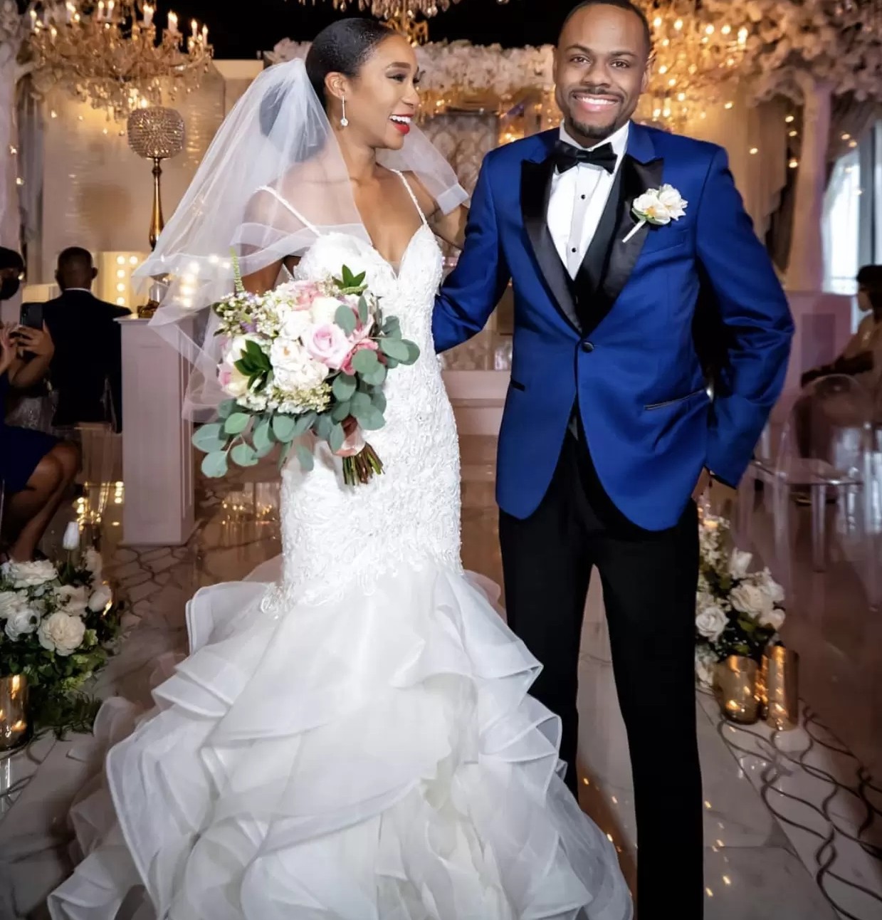 Mermaid Wedding Dresses Africa Tiered Skirts Lace Zipper Back Plus Size Bridal Gown Dubai Chapel Train Vestidos De Novia Custom Made 2022