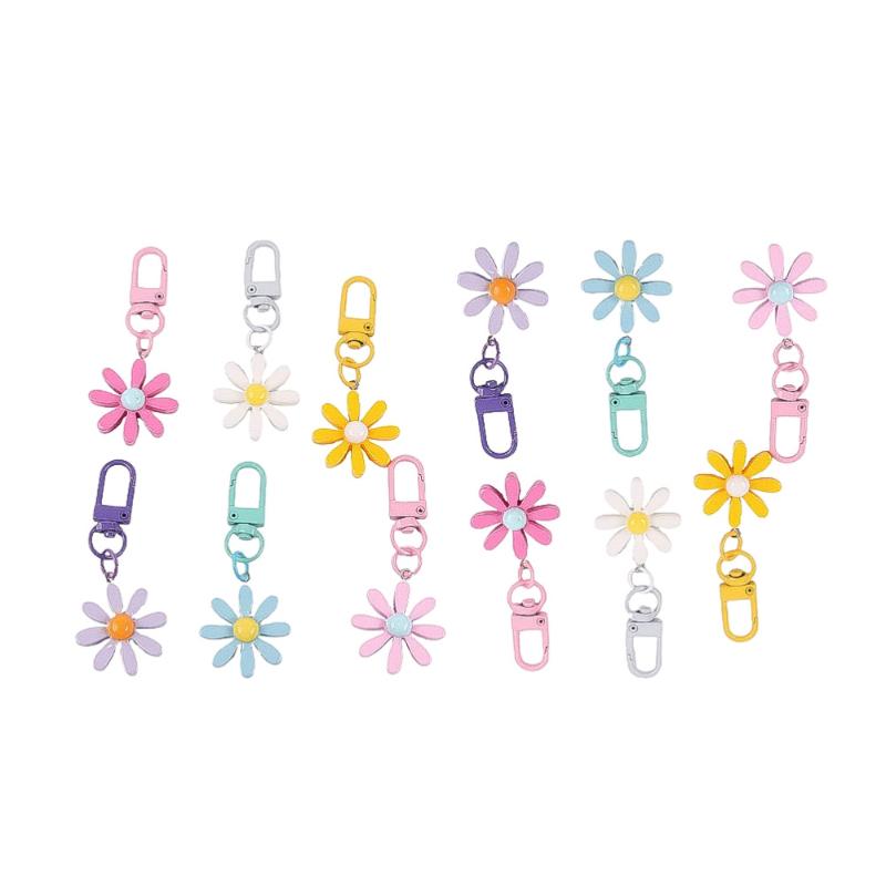6pcs Daisy Flower Keychains Key Rings Car Pendant Ornaments Exquisite Holder For Bag Decor (Headphone Case) Charm Bracelets, Golden;silver
6pcs Daisy Flower Keychains Key Rings Car Pendant Ornaments Exquisite Holder For Bag Decor (Headphone Case) Charm Bracelets, Golden;silver
