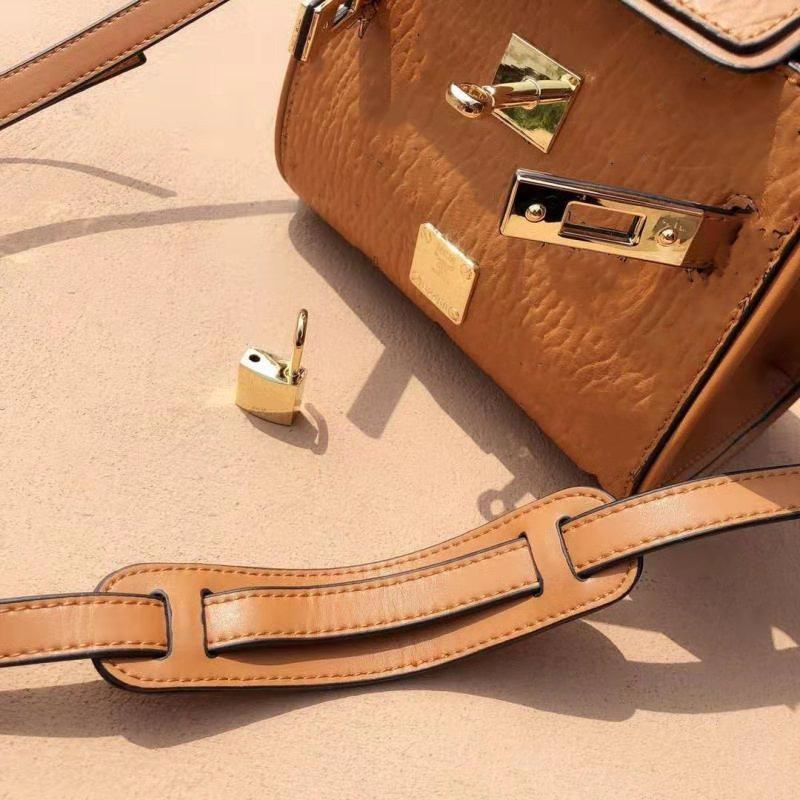Yellow One Shoulder Oblique Cross Bag Genuine Leather Brand Name Designer Purses Tote Laptop Women Woman Bags Handbags Vintage Handbag, Brown
Yellow One Shoulder Oblique Cross Bag Genuine Leather Brand Name Designer Purses Tote Laptop Women Woman Bags Handbags Vintage Handbag, Brown
