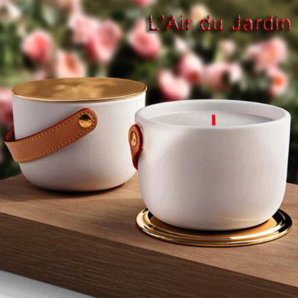 Scented Candle Bougie 220g French Brand Parfum Candles Long Smell Perfumed Fragrance Wax Dehors II Neige Feuilles Fast Ship
Scented Candle Bougie 220g French Brand Parfum Candles Long Smell Perfumed Fragrance Wax Dehors II Neige Feuilles Fast Ship