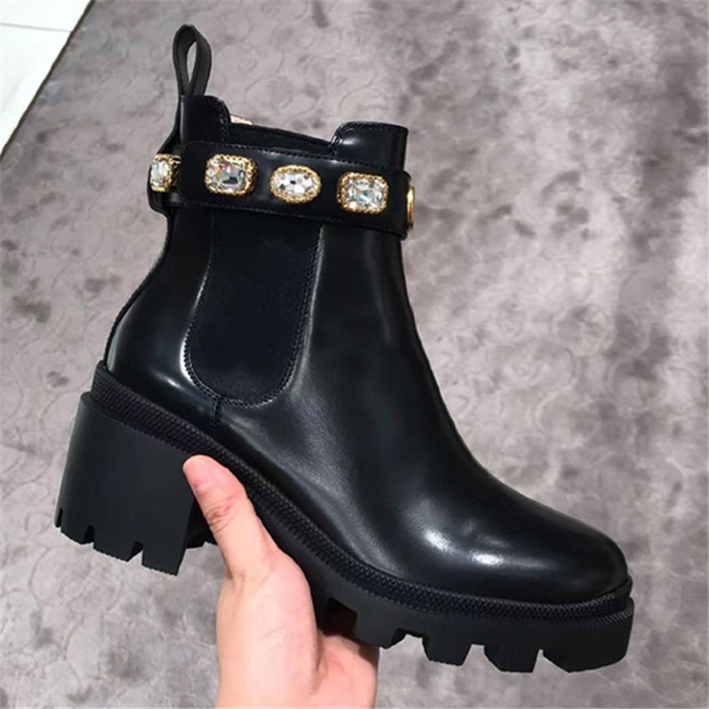 Luxury Black Women's Ankle Boots Chelsea Chunky Low-heeled Boots Women's Platform Shoes Spring Snowboot Casual Shoes Sneakers Boot
Luxury Black Women's Ankle Boots Chelsea Chunky Low-heeled Boots Women's Platform Shoes Spring Snowboot Casual Shoes Sneakers Boot