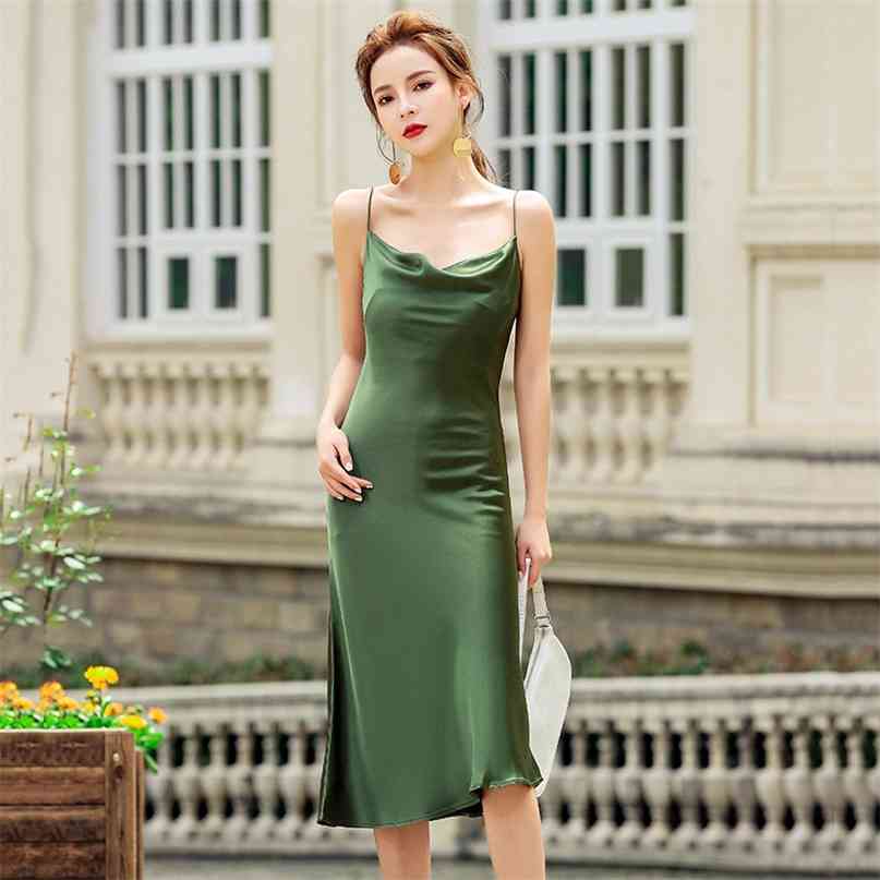 Summer Women Dress Solid Color Spaghetti Strap Sleeveless A-line Midi Blackless Elegant Party Outfits Sexy Club 210603, Green
Summer Women Dress Solid Color Spaghetti Strap Sleeveless A-line Midi Blackless Elegant Party Outfits Sexy Club 210603, Green