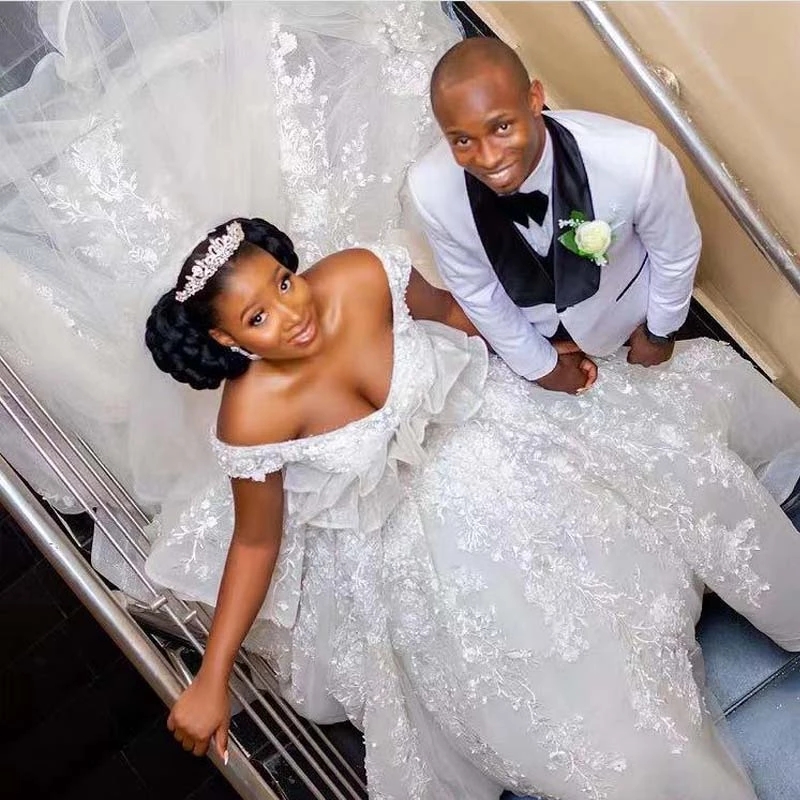 White Arabic Style A Line Church Wedding Gowns Tired Train Lace Up Back Bead Bridal Dress Puffy Tulle Skirt Vestido De Novia