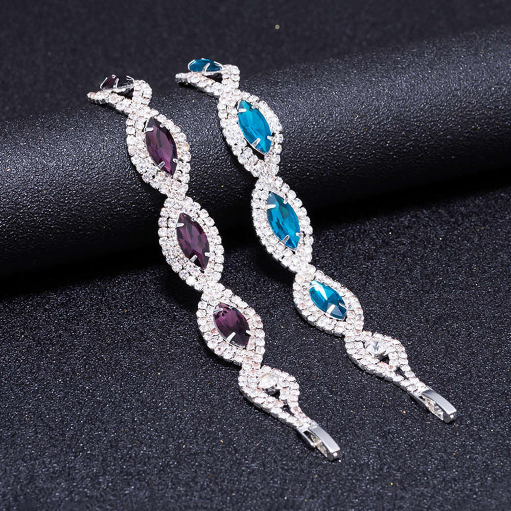 Bride Yiwu Amethyst Bracelet women's Diamond Fashion Wedding Dress diamond bracelet color accessories, Golden;silver
Bride Yiwu Amethyst Bracelet women's Diamond Fashion Wedding Dress diamond bracelet color accessories, Golden;silver