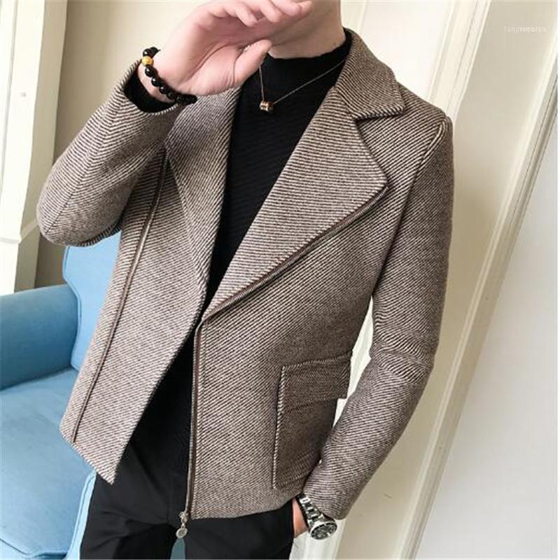 Men's Wool & Blends Winter Stripe Short Woolen Coat Diagonal Zipper Design Tide Man Casual 2021 Autumn Warmth Overcoat Windbreaker1, Gray
Men's Wool & Blends Winter Stripe Short Woolen Coat Diagonal Zipper Design Tide Man Casual 2021 Autumn Warmth Overcoat Windbreaker1, Gray