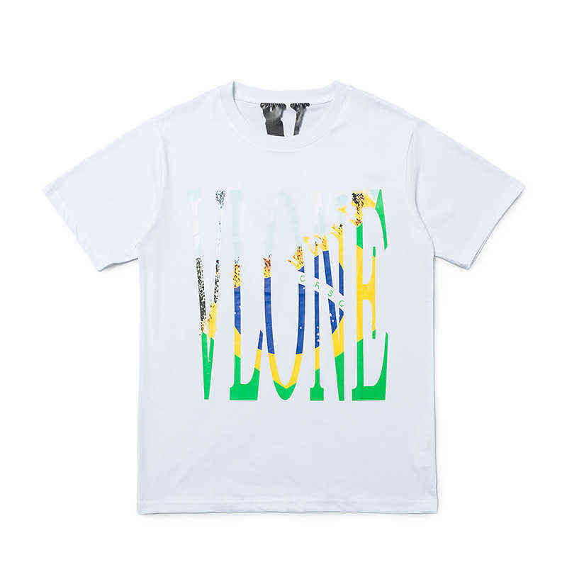 American new fashion brand Vlones Brazil Flag big V printed T-shirt for men and women with loose round neck and short sleeves, White
American new fashion brand Vlones Brazil Flag big V printed T-shirt for men and women with loose round neck and short sleeves, White
