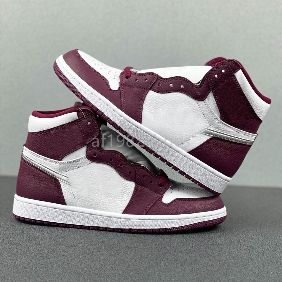 Classics Jumpman 1s Bordeaux Designers Shoes Leather White Metallic Silver 1 High Top Athletic Sport Sneakers, Sky blue 
Classics Jumpman 1s Bordeaux Designers Shoes Leather White Metallic Silver 1 High Top Athletic Sport Sneakers, Sky blue