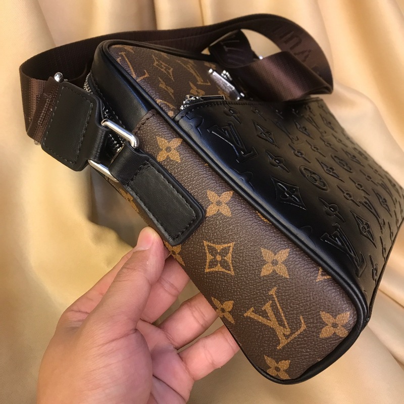 LV MM NEVERFULL bag GUCCI 40996 knapsack flower fendi Fashion DAUPHINE handbag Monogram bags2 genuine leather elegant shoulderbag crossbody
LV MM NEVERFULL bag GUCCI 40996 knapsack flower fendi Fashion DAUPHINE handbag Monogram bags2 genuine leather elegant shoulderbag crossbody