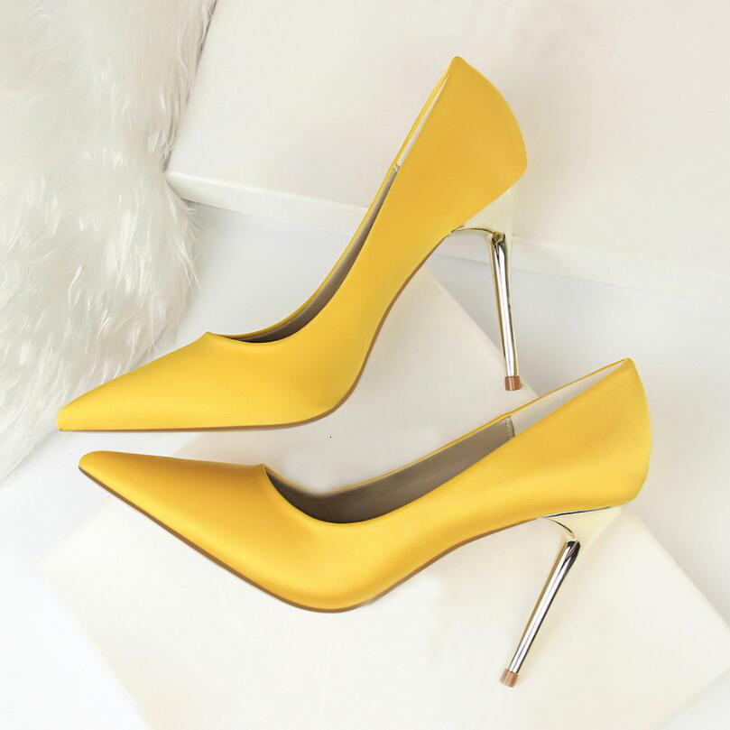 Sandals Metal Heel Shoes Women Silk Thin High Pumps Satin Sexy Elegant s Pointed Fashion Female Eur -43 C8WO, Green
Sandals Metal Heel Shoes Women Silk Thin High Pumps Satin Sexy Elegant s Pointed Fashion Female Eur -43 C8WO, Green