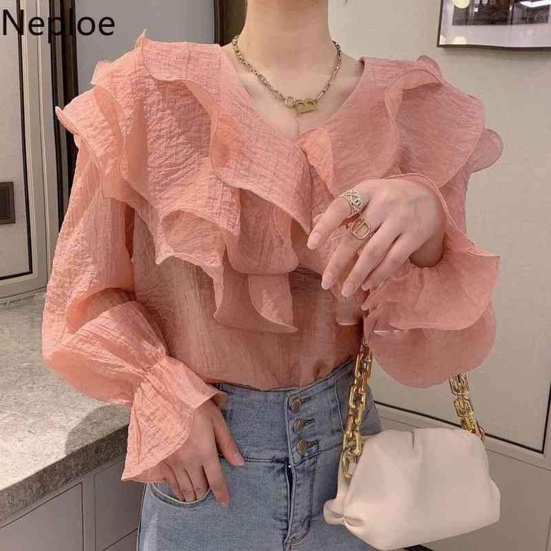 Neploe Fashion Women Blouse Flare Sleeve V Neck Heavy Ruffle Loose All-match Shirt Korean Chiffon Blusas White Elegant Tops 210422