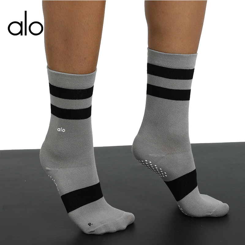 ALO yoga sports stockings men and women with the same high elasticity non-slip silicone protective socks fitness running riding golf socks, Black
ALO yoga sports stockings men and women with the same high elasticity non-slip silicone protective socks fitness running riding golf socks, Black