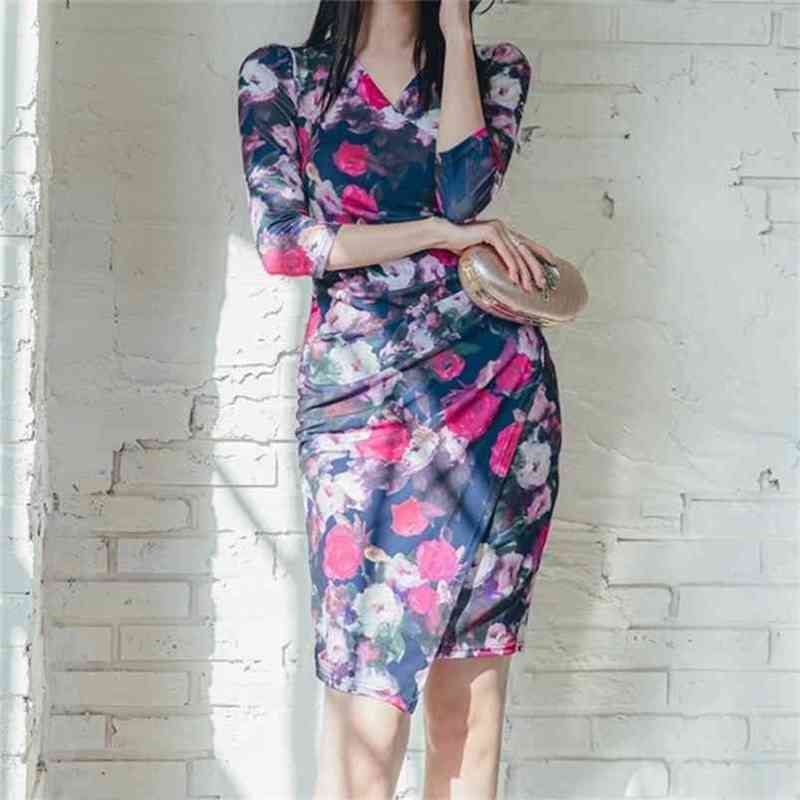 High Quality Summer Knee-Length V-Neck Vestidos Print Midi Vest Sexy Bodycon Pencil Party Dress 210603, Picture color
High Quality Summer Knee-Length V-Neck Vestidos Print Midi Vest Sexy Bodycon Pencil Party Dress 210603, Picture color