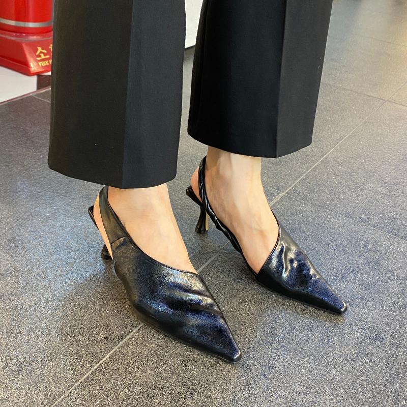 Runway Party Madam Pumps Luxury Leather High Heels Sexy Hollow Out Pointed Toe Chic Night Club Thin Fashion Women Shoes Dress, Black 7cm
Runway Party Madam Pumps Luxury Leather High Heels Sexy Hollow Out Pointed Toe Chic Night Club Thin Fashion Women Shoes Dress, Black 7cm