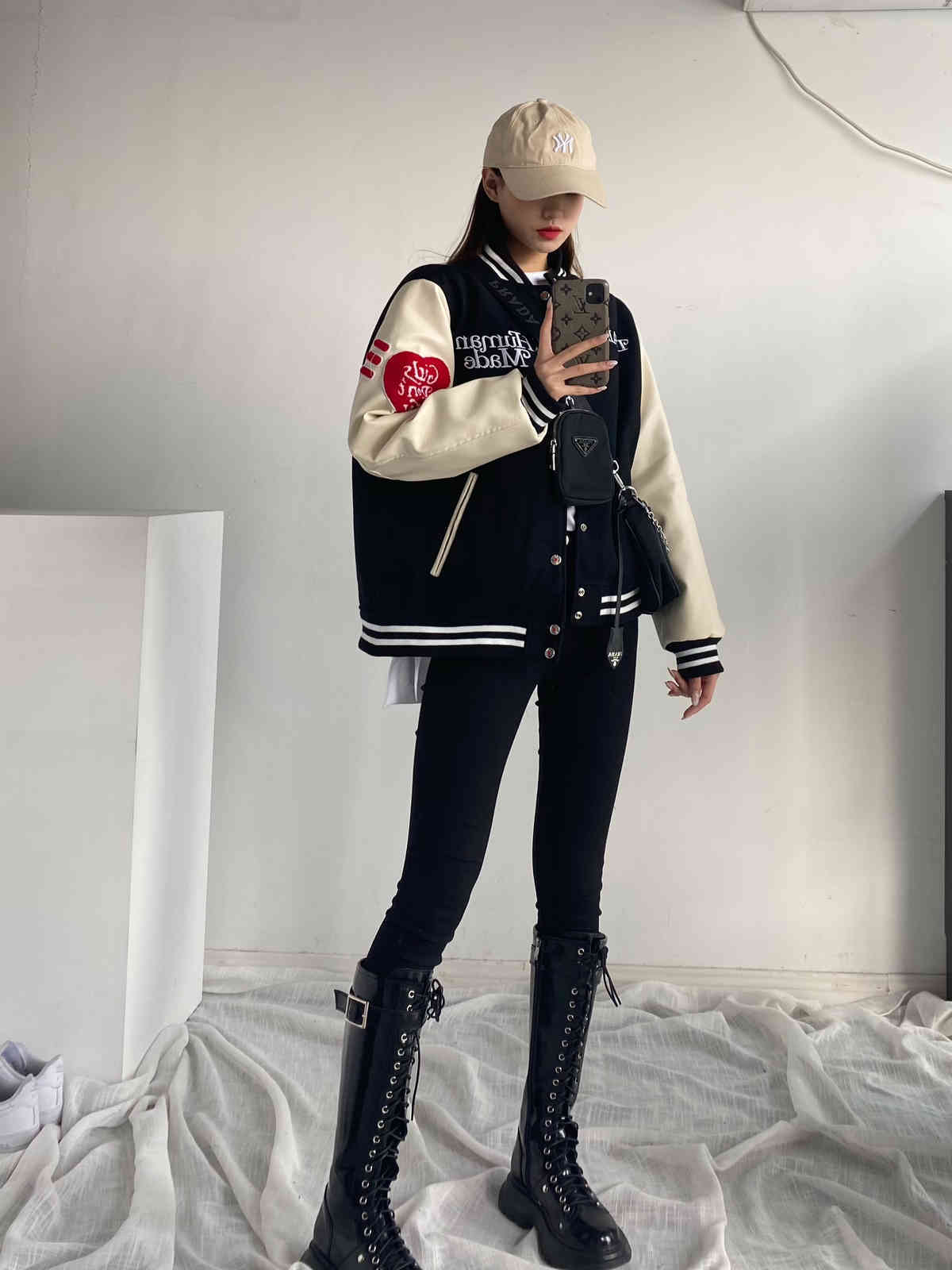 Outlet Nigo Human Made Girls Don't Cry Love Leather Sleeve Baseball Suit Men's and Women's Jacket Fashion, Black;brown
Outlet Nigo Human Made Girls Don't Cry Love Leather Sleeve Baseball Suit Men's and Women's Jacket Fashion, Black;brown