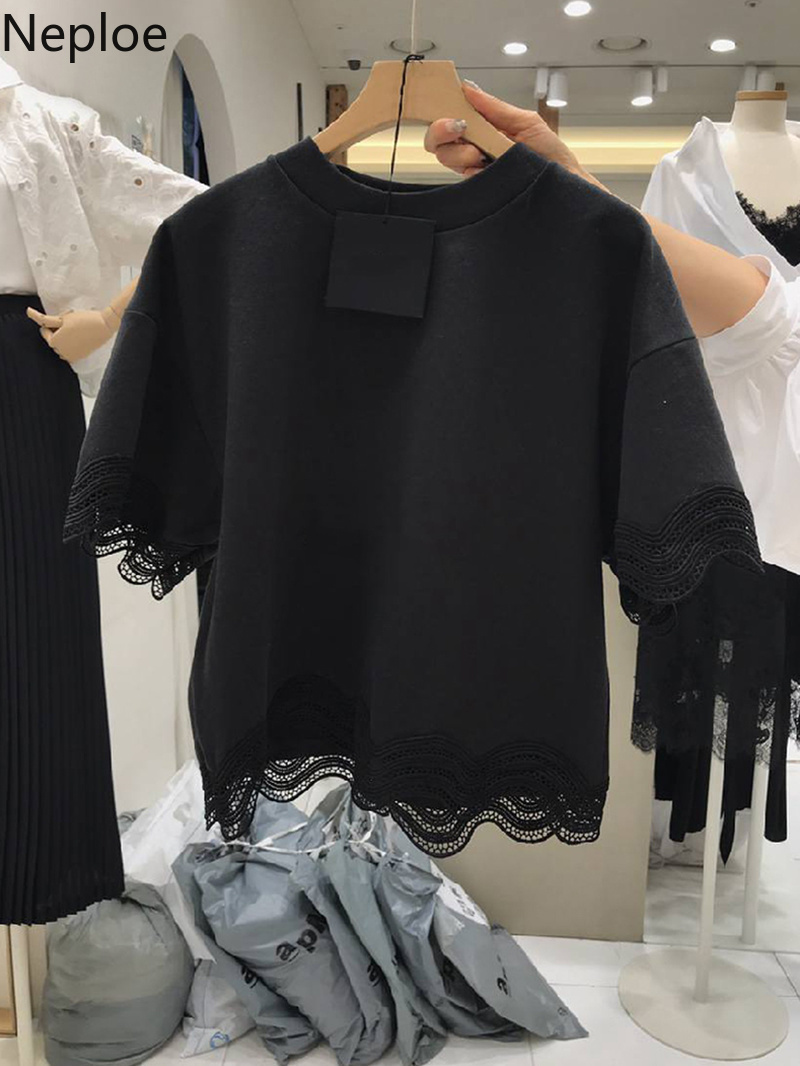 Neploe Korean Chic T Shirts Summer Temperament White Shirt O-neck Hollow Out Lace Patchwork Tops Ropa Para Mujeres De Moda 210422