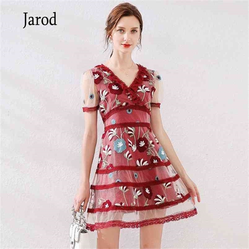 Fashion Runway Summer Women's V-Neck Short Sleeve Floral Embroidery Elegant Mesh Hollow Out Mini Dresses 210519, Photo color
Fashion Runway Summer Women's V-Neck Short Sleeve Floral Embroidery Elegant Mesh Hollow Out Mini Dresses 210519, Photo color