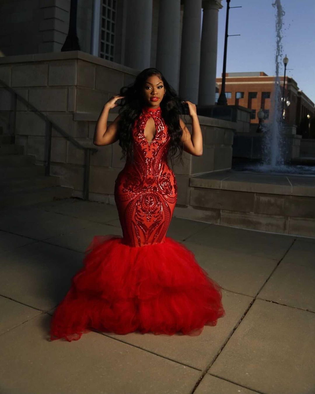 2021 Sexy Ruffles Red Evening Dresses Halter Neck Appliqued Sequin Mermaid Prom Dress Special Ocn Plus Size Party Gowns